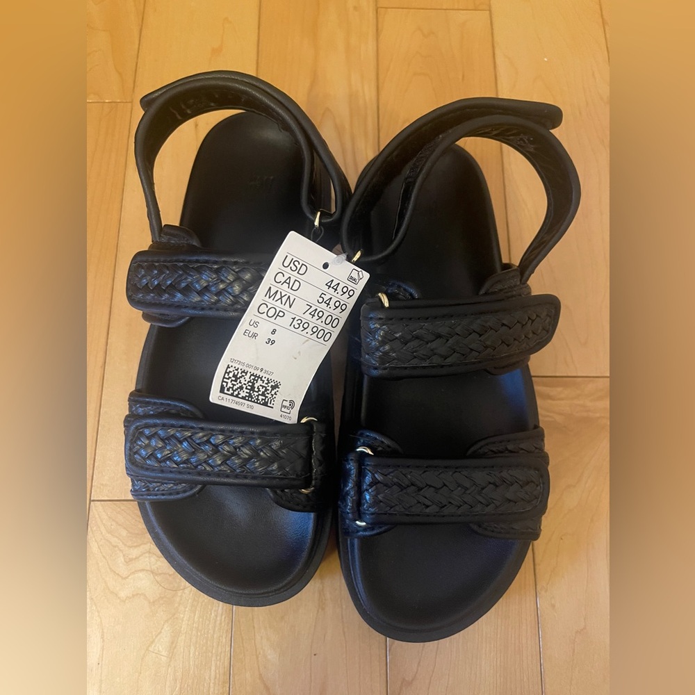 Summer sandals! Brand new with tags